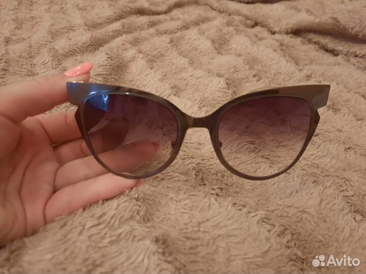 Солнцезащитные очки новые