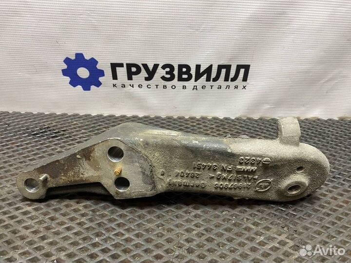 Кронштейн двигателя передний Volvo FH4 21565996