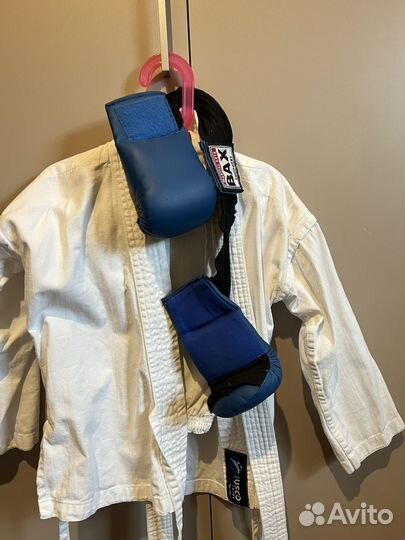 Кимоно + перчатки для карате