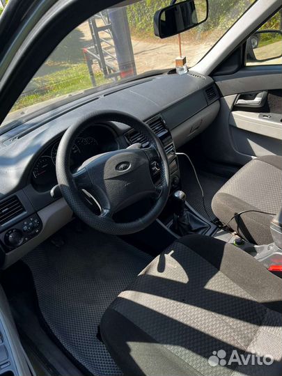 LADA Priora 1.6 МТ, 2011, 212 000 км