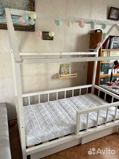 Детская кровать домик 140*70