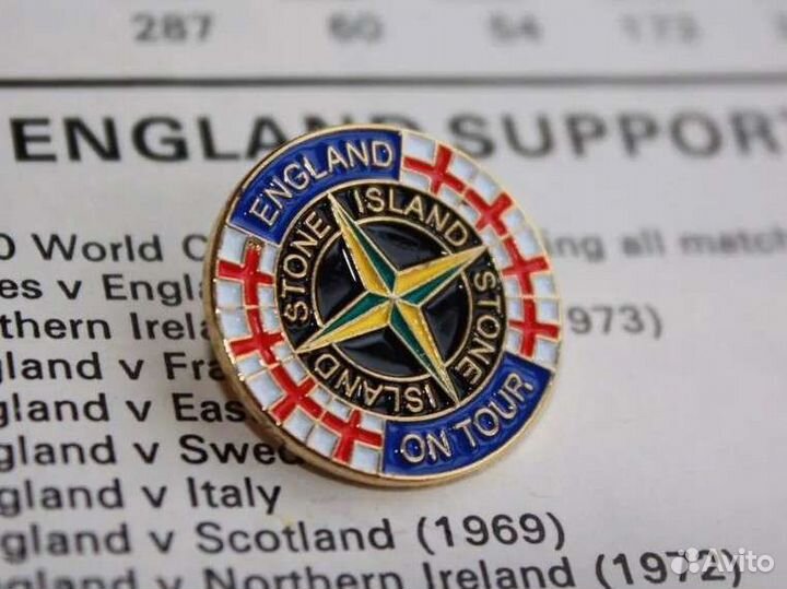 Значки Stone Island, On tour, Fred Perry