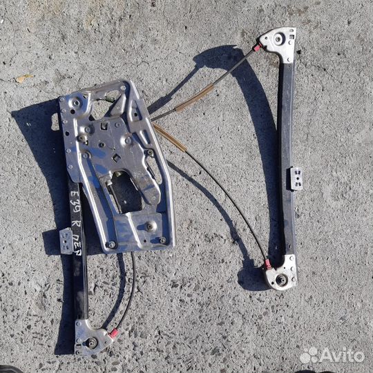 Стеклоподъемник передний правый BMW 5-series E39