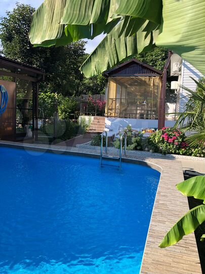 Комната 27 м² в 1-к., 1/2 эт.