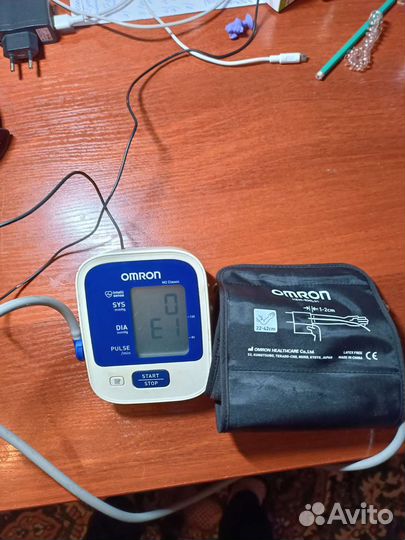 Тонометр автоматический omron б/у