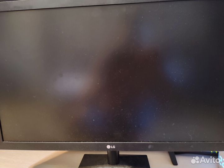 Монитор LG 22MK400A