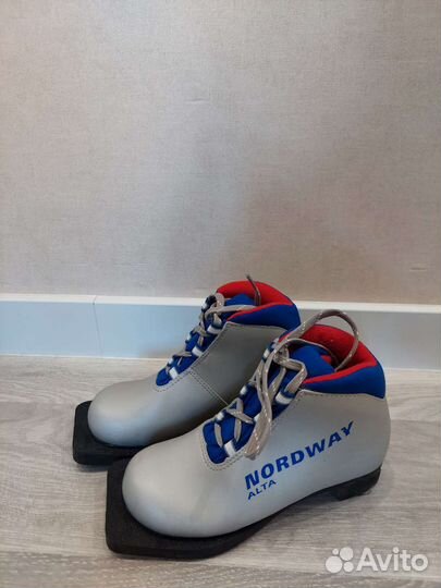 Лыжные ботинки nordway 31 р