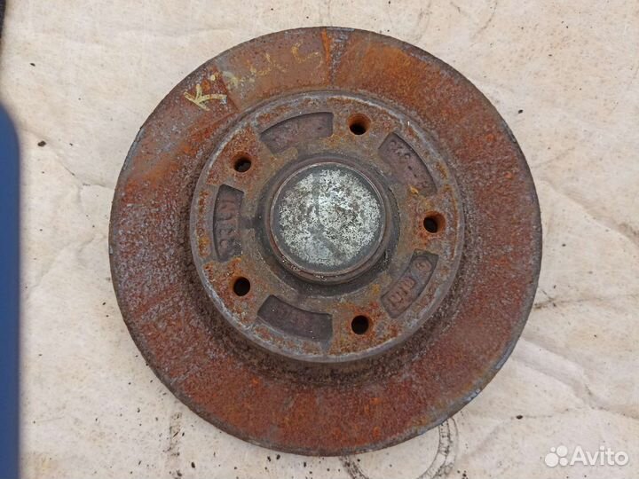 Задний тормозной диск от Рено Меган 3