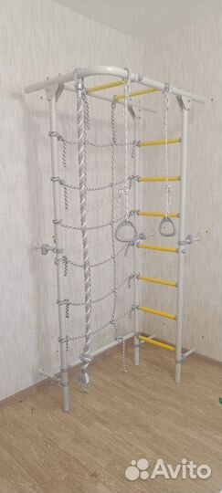 Детский спортивный уголок (спортивная стенка)