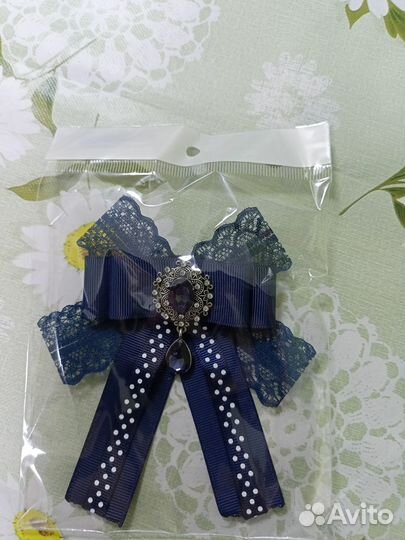 Брошки-бантики
