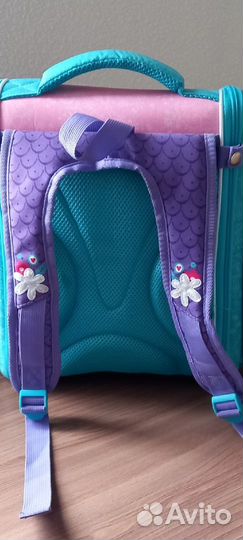 Портфель для девочки школьный
