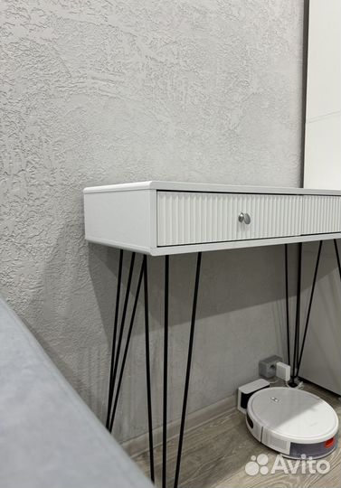 Туалетный столик