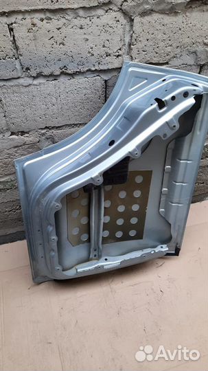 Дверь задняя левая Volkswagen Touareg