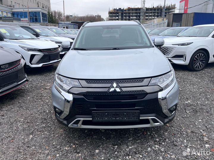 Mitsubishi Outlander 2.0 CVT, 2021, 27 250 км