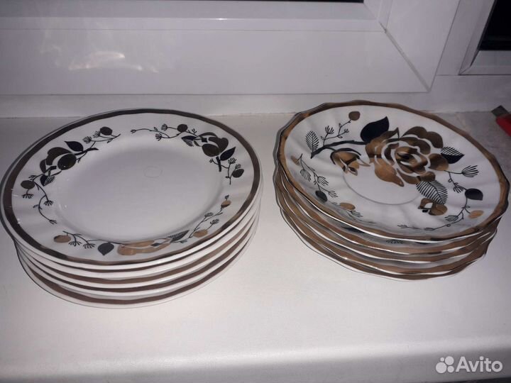 Блюдце и тарелка