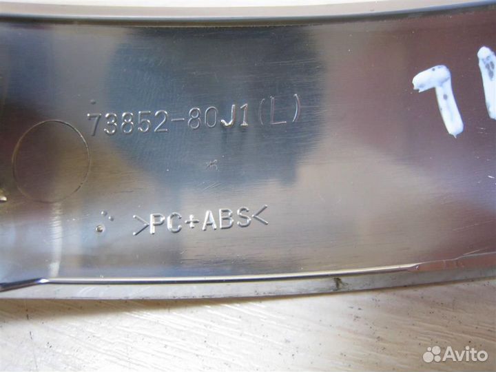 Молдинг торпедо Suzuki SX4 2009