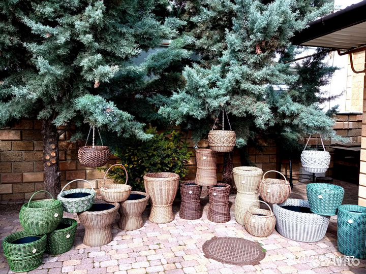 Кашпо из ротанга