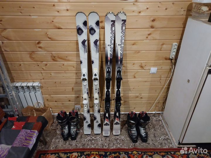 Комплект горных лыж salomon