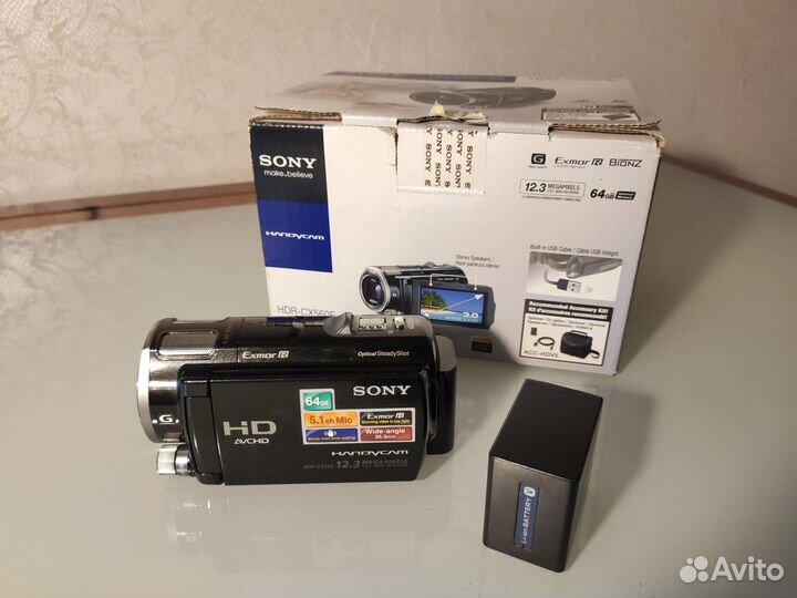 Видеокамера Sony HDR-CX560E