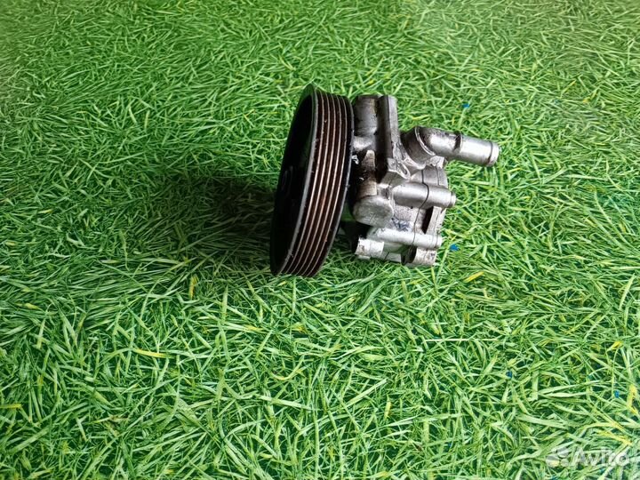 Насос гидроусилителя руля Рено Логан 2 2014 г