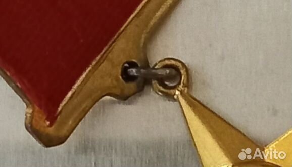 Тяжелые значки СССР