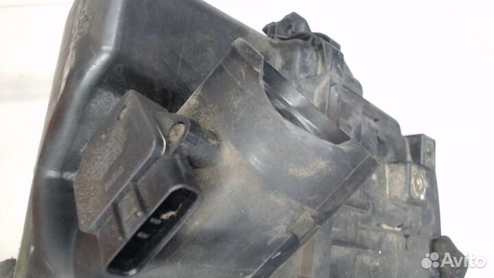 Корпус воздушного фильтра Lexus RX, 2000