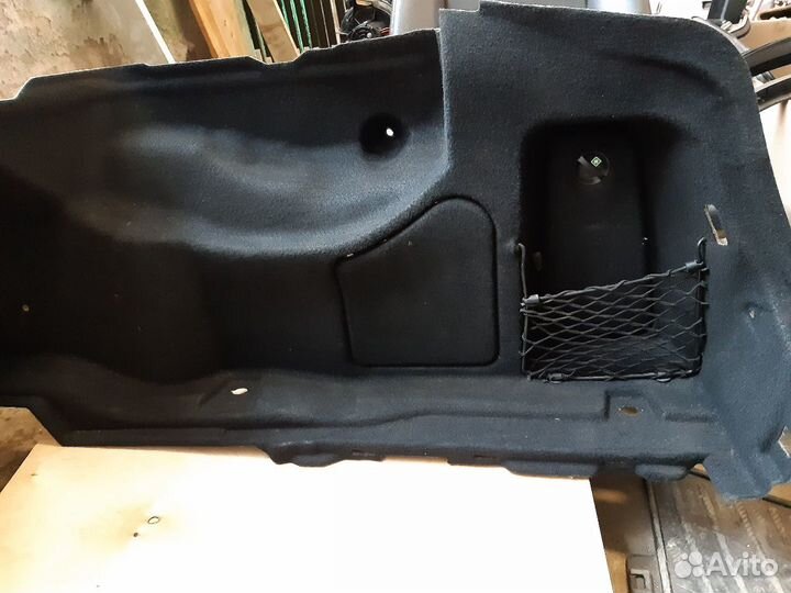 Обшивка багажника Mercedes Benz W212