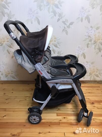Коляска для двойни или погодок