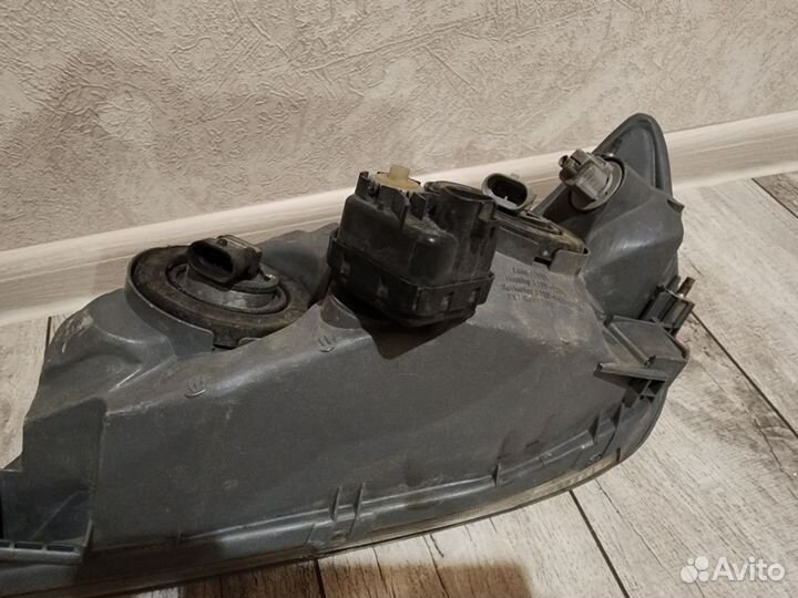 Фары toyota altezza lexus is