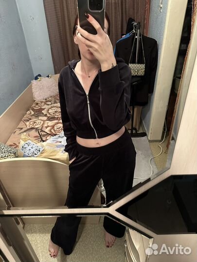 Костюм спортивный