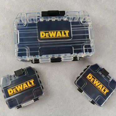 Кейс органайзер Dewalt 15*9,5*4,5см