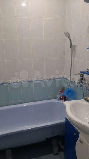 2-к. квартира, 52 м², 1/10 эт.