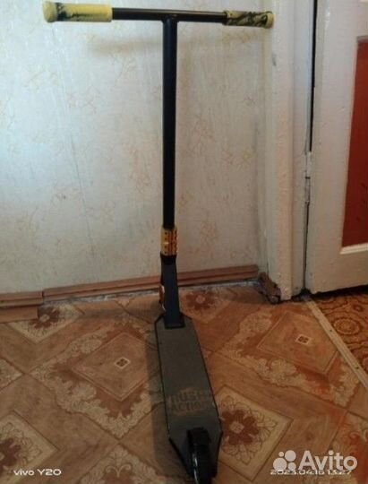 Трюковой самокат