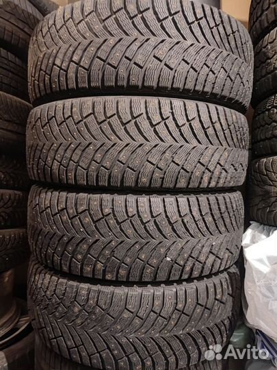 Michelin X-Ice North 4 SUV 235/55 R19