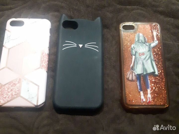 Чехлы на iPhone 7