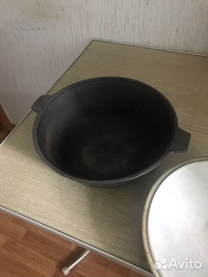 Казан чугунный бу