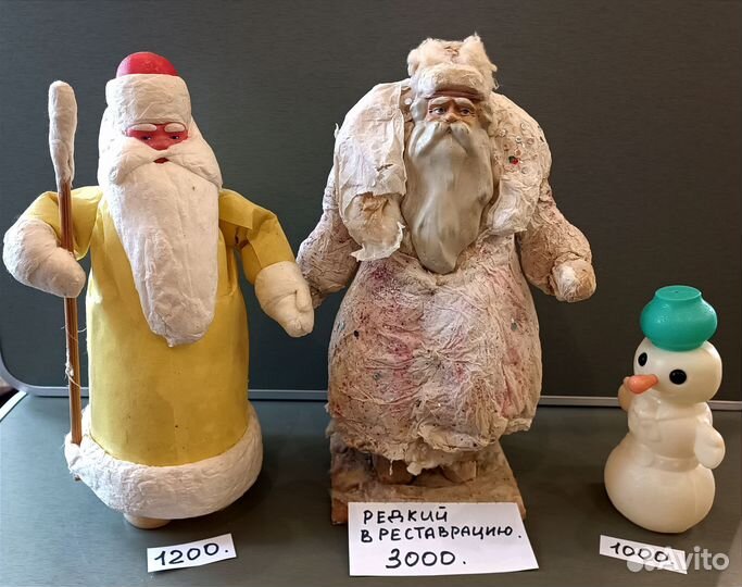 Дед Мороз Снегурочка и гирлянды