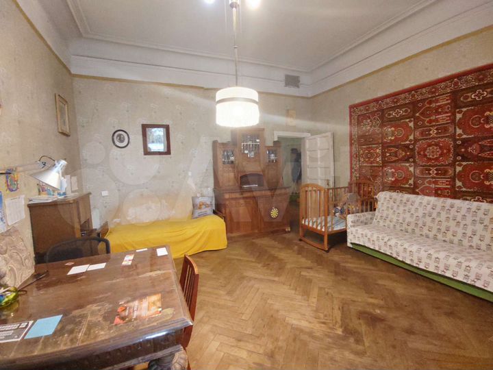 3-к. квартира, 88 м², 1/3 эт.