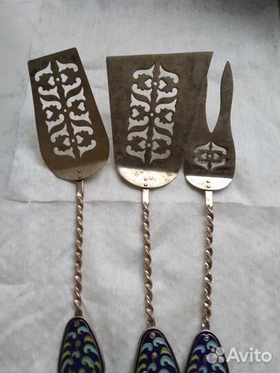 Столовые лопатки и вилка с эмалью (набор), СССР