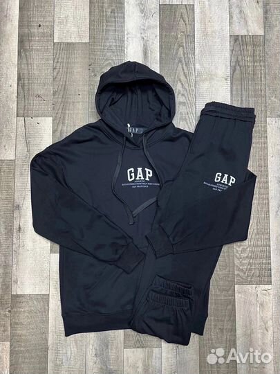 Спортивный костюм Gap