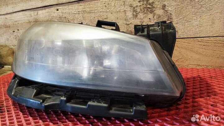 Фара передняя левая Renault Laguna II