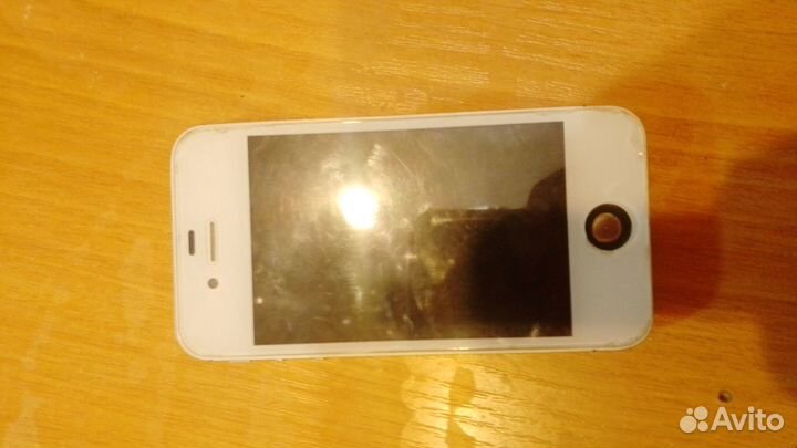 iPhone 4S, 16 ГБ