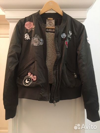 Куртка bershka