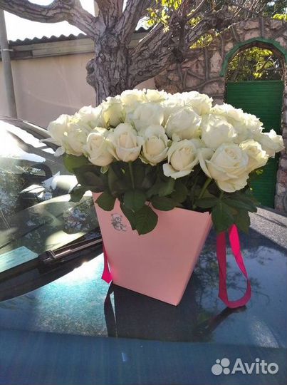 Розы в коробке