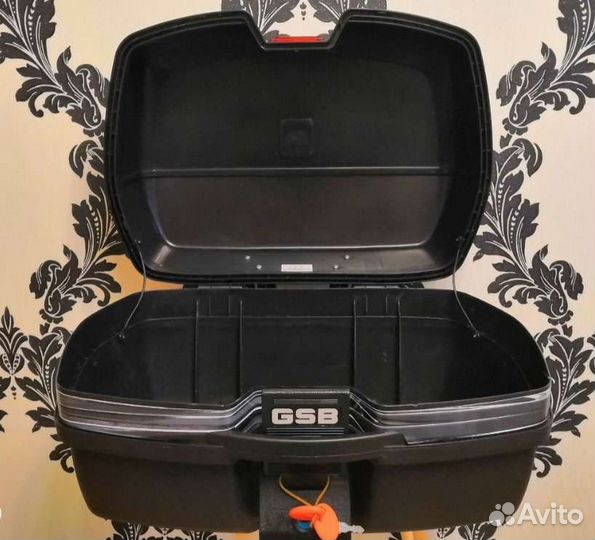 Кофр GSB на мотоцикл под 2 шлема