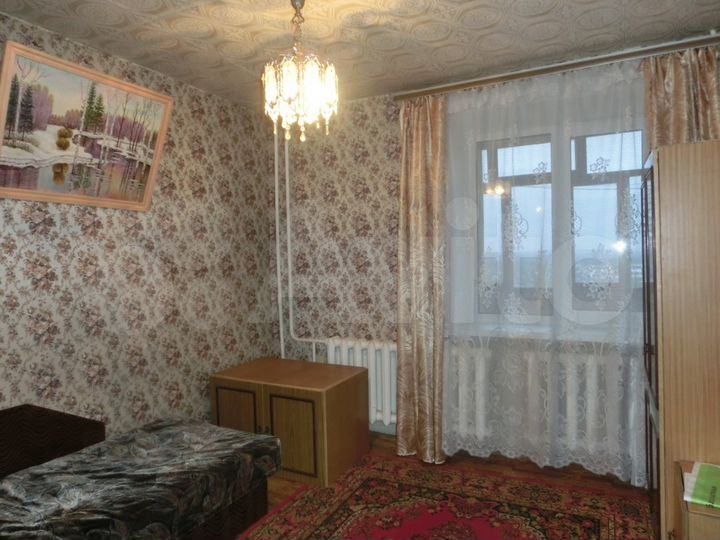 3-к. квартира, 72 м², 8/10 эт.