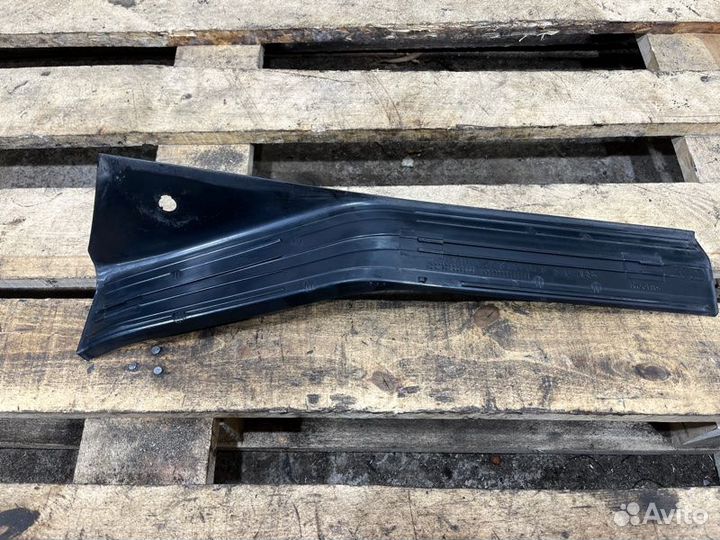 Накладка в салоне задняя правая Bmw 3 E36 M50B20