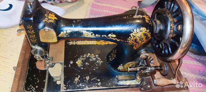 Две Швейные машинки zinger и пмз+чеканка