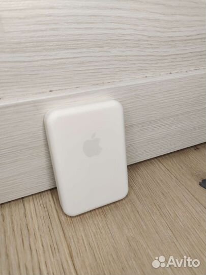 Magsafe battery pack iPhone/беспроводная зарядка