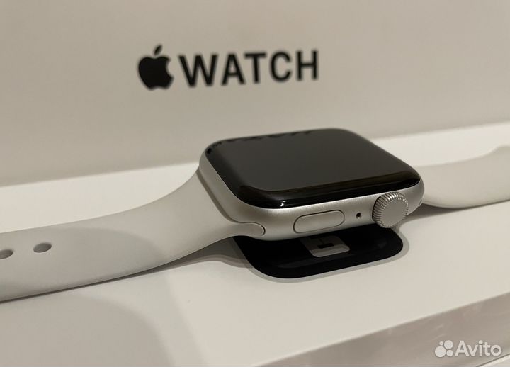 Часы Apple watch se(2nd Gen) 44 mm